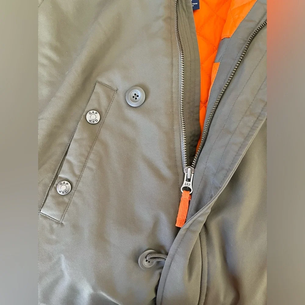 Gap Kids Heavyweight Parka Jacket Olive army green w/faux fur hood, pockets 12